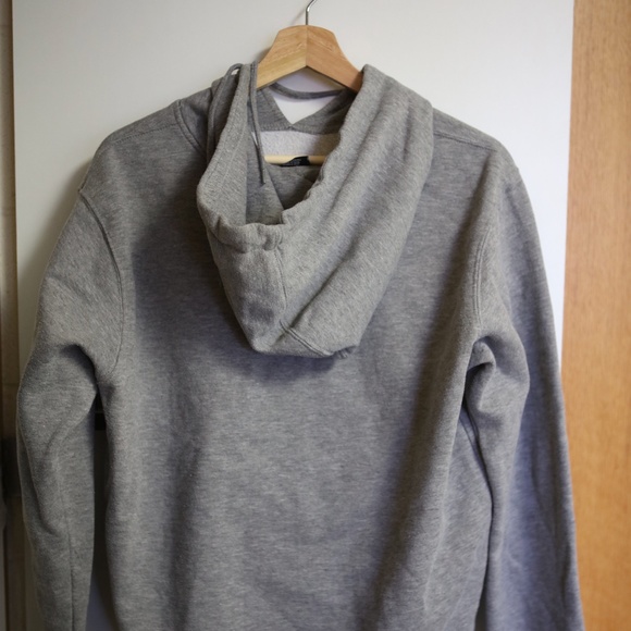 RVCA Sweatshirt - Picture 2 of 2